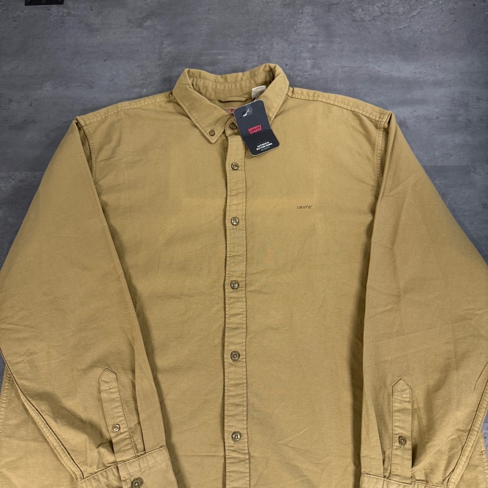 Levis Button Down Shirt Mens XL Tan Relaxed Fit Long Sleeve Cotton Authentic New